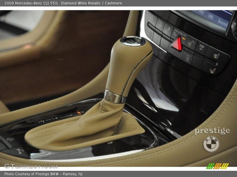 Diamond White Metallic / Cashmere 2009 Mercedes-Benz CLS 550