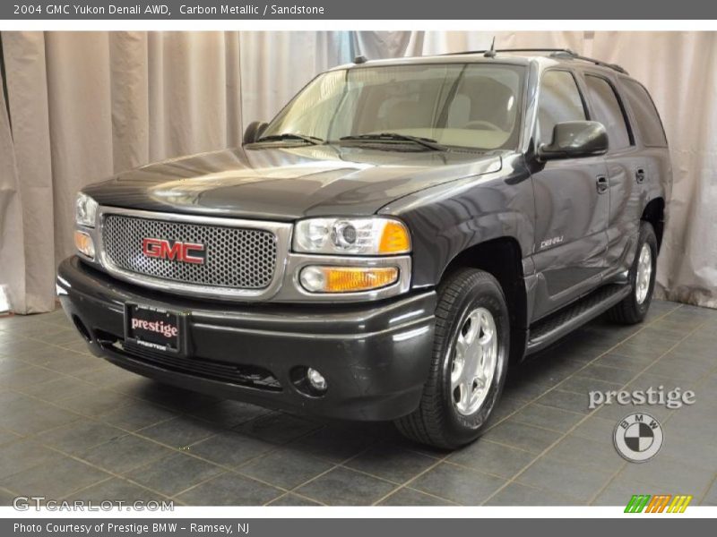 Carbon Metallic / Sandstone 2004 GMC Yukon Denali AWD