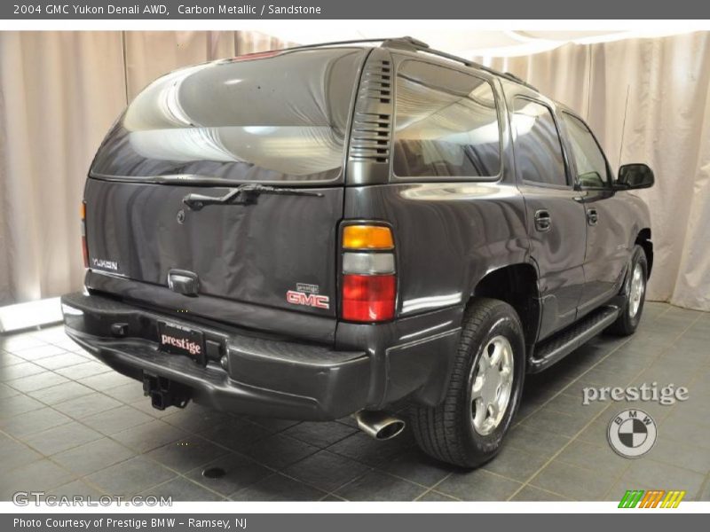 Carbon Metallic / Sandstone 2004 GMC Yukon Denali AWD