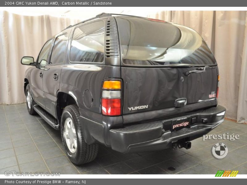 Carbon Metallic / Sandstone 2004 GMC Yukon Denali AWD