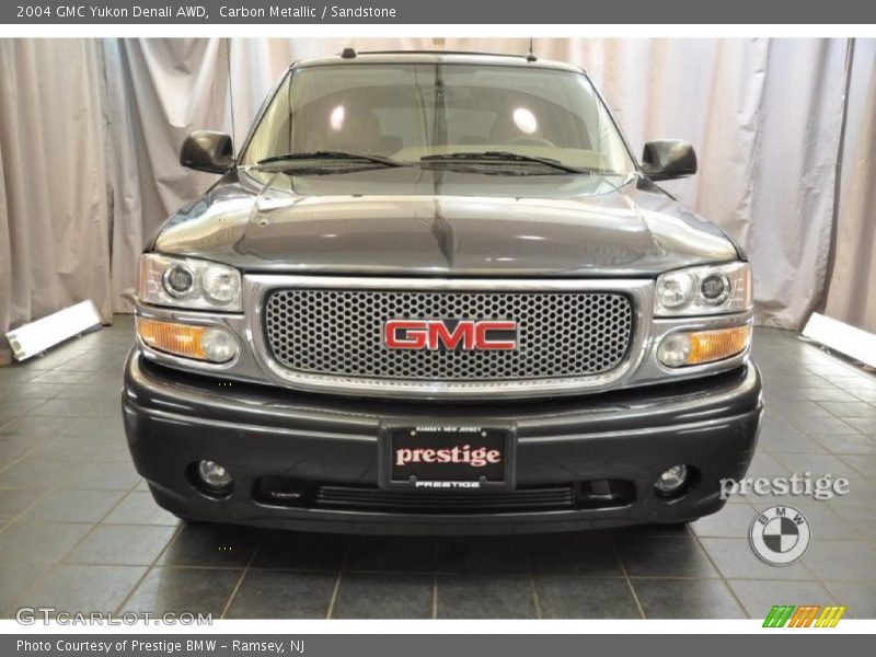 Carbon Metallic / Sandstone 2004 GMC Yukon Denali AWD