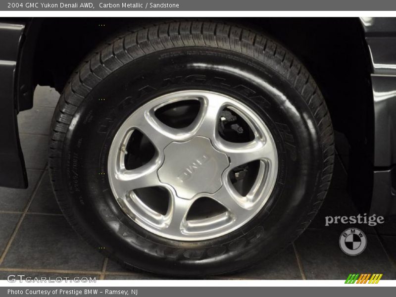 Carbon Metallic / Sandstone 2004 GMC Yukon Denali AWD