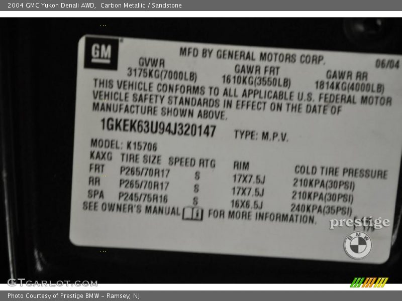 Carbon Metallic / Sandstone 2004 GMC Yukon Denali AWD