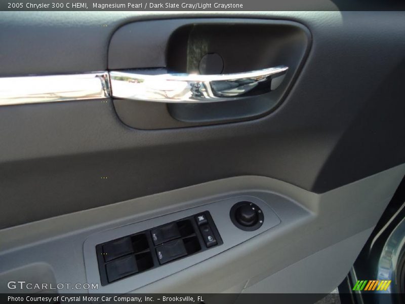 Magnesium Pearl / Dark Slate Gray/Light Graystone 2005 Chrysler 300 C HEMI