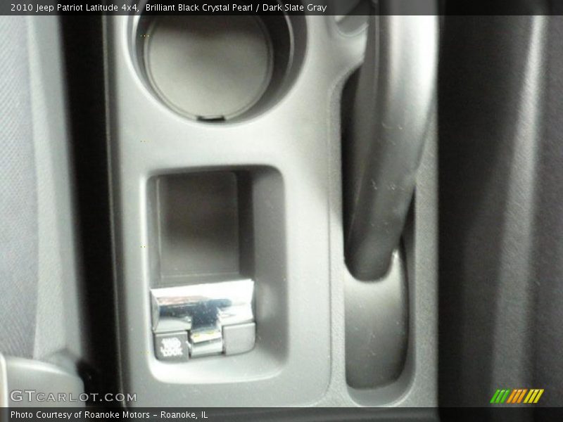 Brilliant Black Crystal Pearl / Dark Slate Gray 2010 Jeep Patriot Latitude 4x4