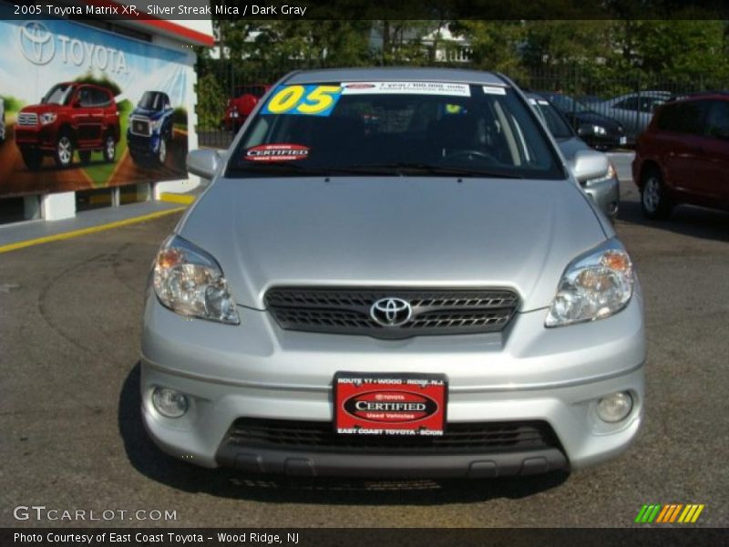 Silver Streak Mica / Dark Gray 2005 Toyota Matrix XR