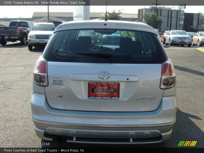 Silver Streak Mica / Dark Gray 2005 Toyota Matrix XR