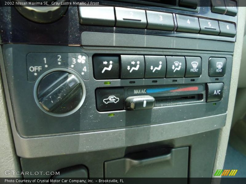 Gray Lustre Metallic / Frost 2002 Nissan Maxima SE