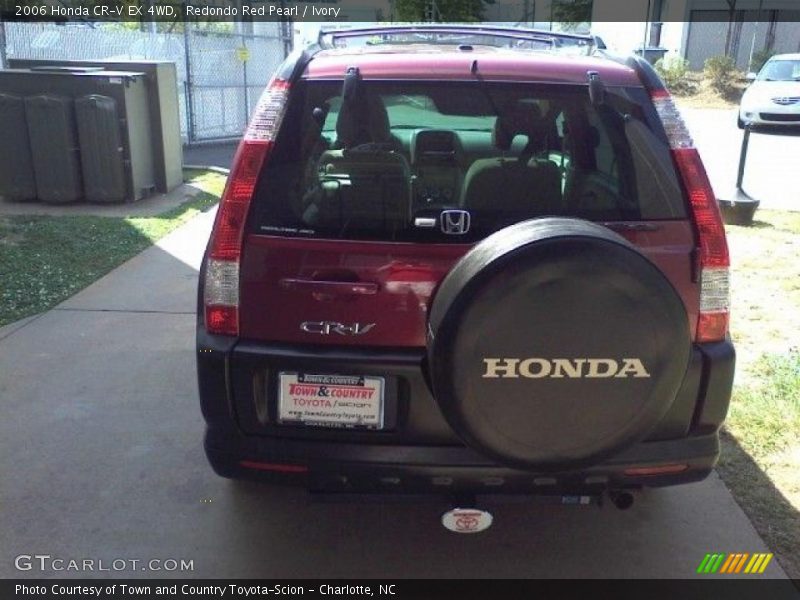Redondo Red Pearl / Ivory 2006 Honda CR-V EX 4WD