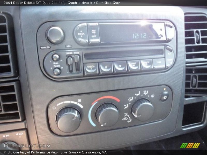 Graphite Metallic / Dark Slate Gray 2004 Dodge Dakota SXT Quad Cab 4x4