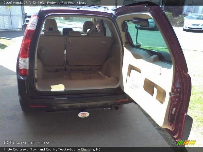Redondo Red Pearl / Ivory 2006 Honda CR-V EX 4WD