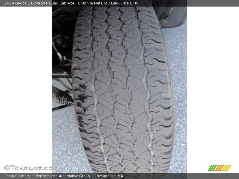 Graphite Metallic / Dark Slate Gray 2004 Dodge Dakota SXT Quad Cab 4x4