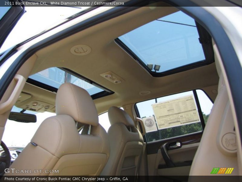 White Diamond Tricoat / Cashmere/Cocoa 2011 Buick Enclave CXL