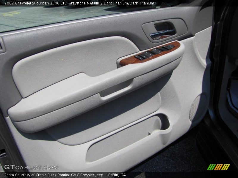 Graystone Metallic / Light Titanium/Dark Titanium 2007 Chevrolet Suburban 1500 LT