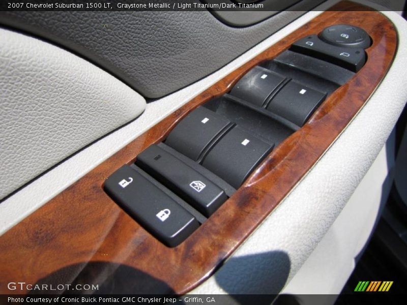 Graystone Metallic / Light Titanium/Dark Titanium 2007 Chevrolet Suburban 1500 LT