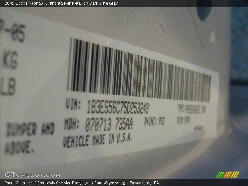 Bright Silver Metallic / Dark Slate Gray 2005 Dodge Neon SXT
