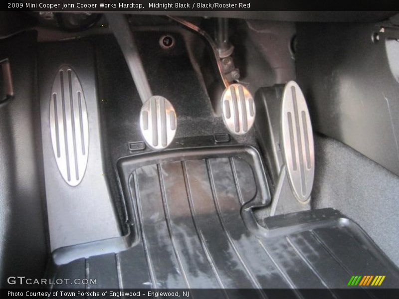 Midnight Black / Black/Rooster Red 2009 Mini Cooper John Cooper Works Hardtop