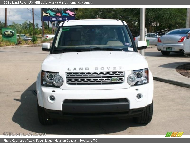 Alaska White / Almond/Nutmeg 2011 Land Rover LR4 HSE LUX