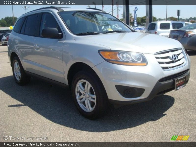 Radiant Silver / Gray 2010 Hyundai Santa Fe GLS