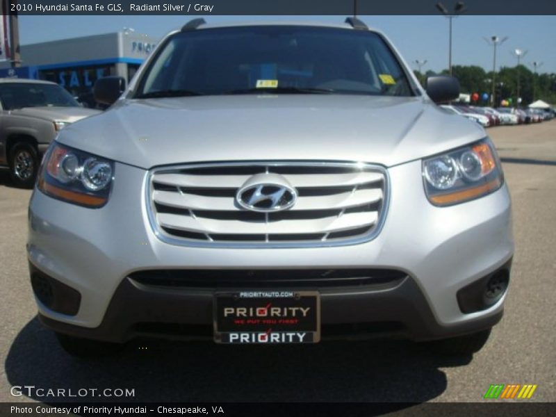 Radiant Silver / Gray 2010 Hyundai Santa Fe GLS
