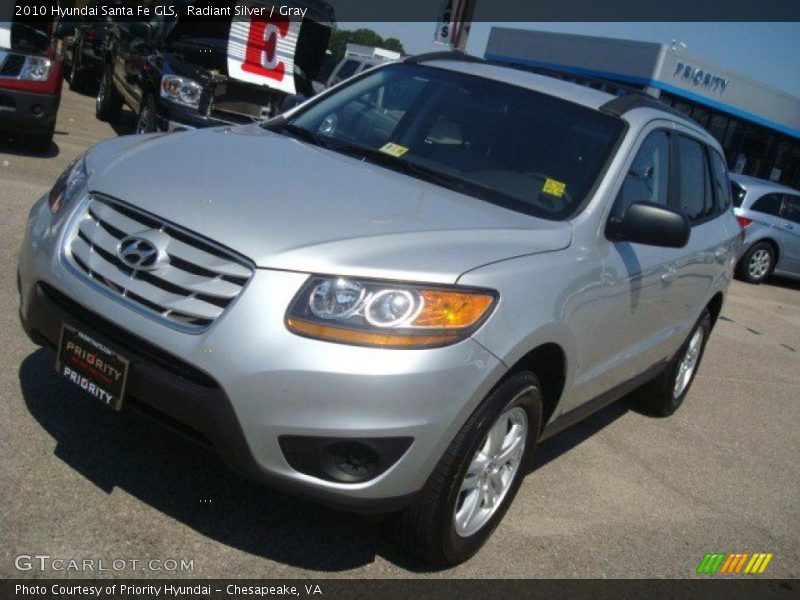 Radiant Silver / Gray 2010 Hyundai Santa Fe GLS