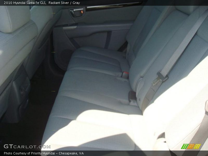 Radiant Silver / Gray 2010 Hyundai Santa Fe GLS