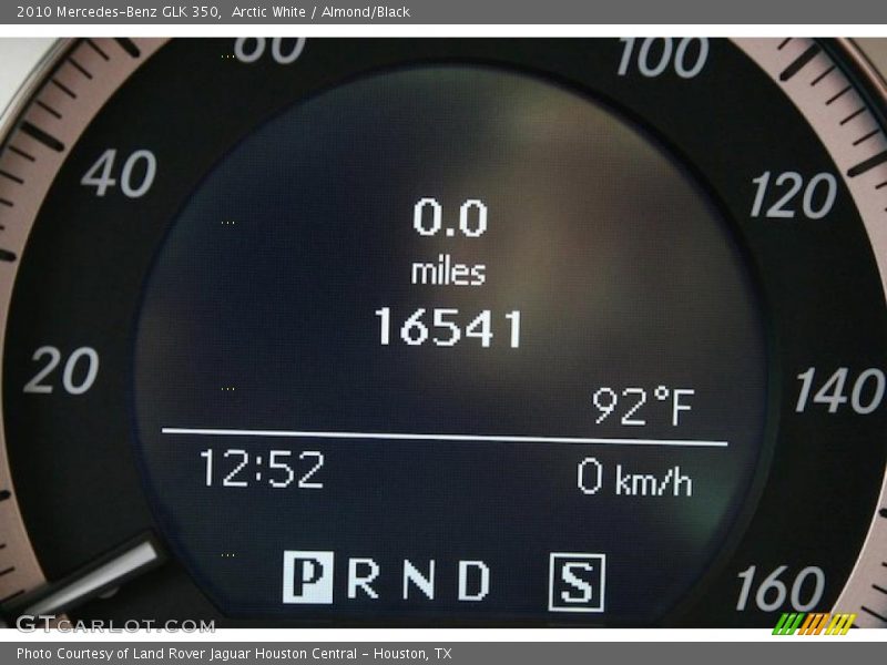 Arctic White / Almond/Black 2010 Mercedes-Benz GLK 350