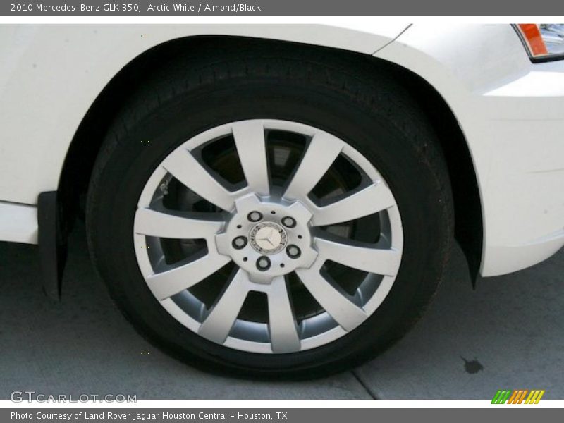 Arctic White / Almond/Black 2010 Mercedes-Benz GLK 350