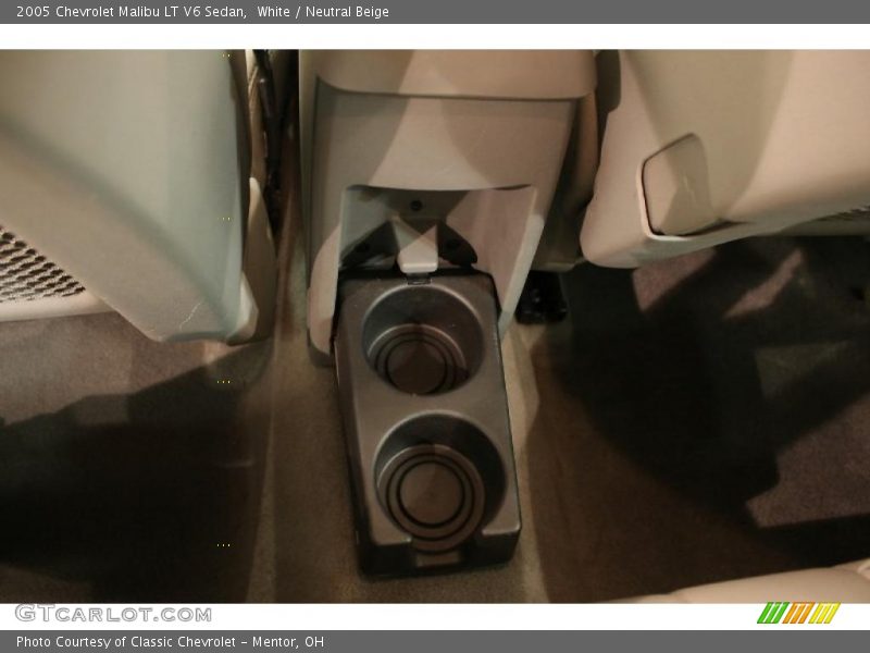 White / Neutral Beige 2005 Chevrolet Malibu LT V6 Sedan
