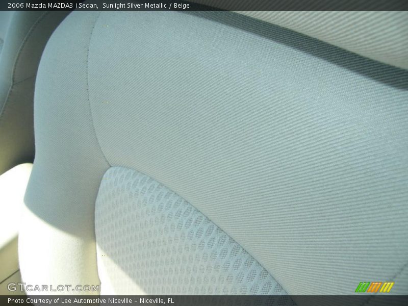 Sunlight Silver Metallic / Beige 2006 Mazda MAZDA3 i Sedan