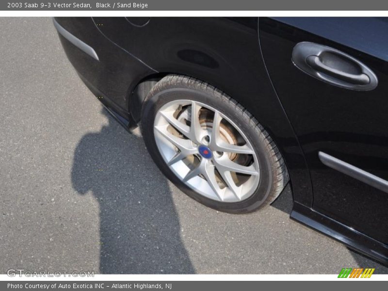 Black / Sand Beige 2003 Saab 9-3 Vector Sedan