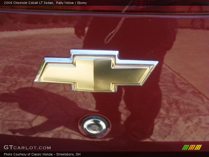 Rally Yellow / Ebony 2009 Chevrolet Cobalt LT Sedan