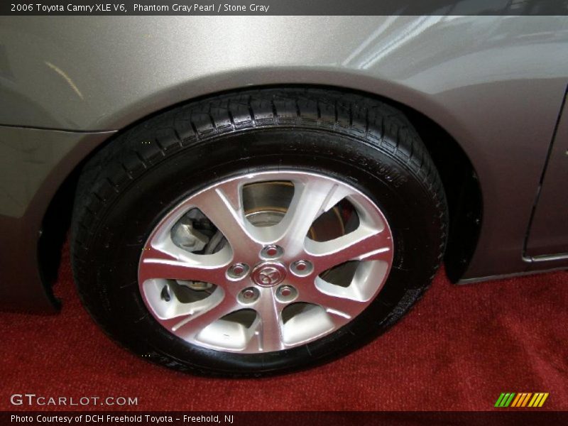 Phantom Gray Pearl / Stone Gray 2006 Toyota Camry XLE V6