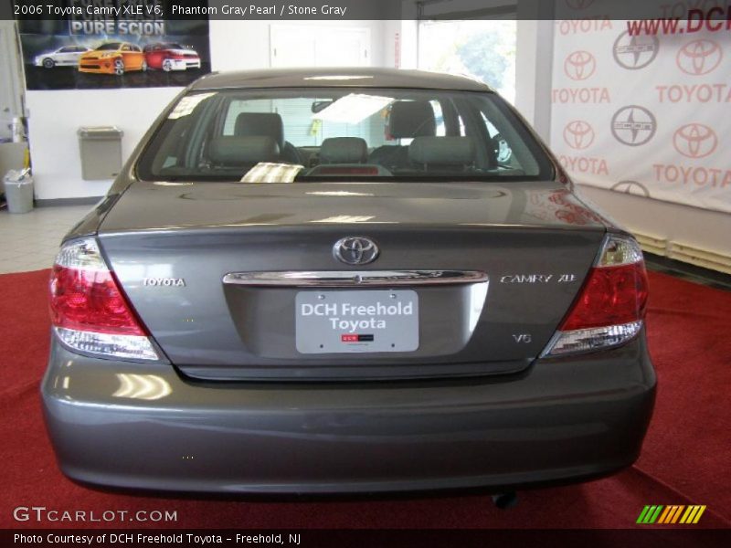Phantom Gray Pearl / Stone Gray 2006 Toyota Camry XLE V6
