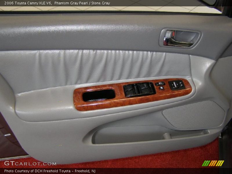 Phantom Gray Pearl / Stone Gray 2006 Toyota Camry XLE V6