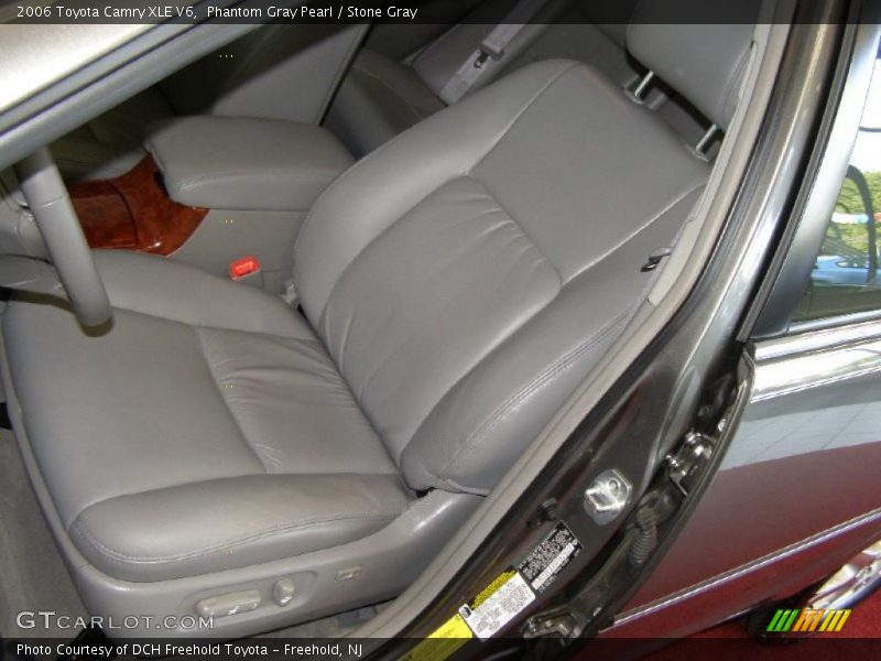 Phantom Gray Pearl / Stone Gray 2006 Toyota Camry XLE V6