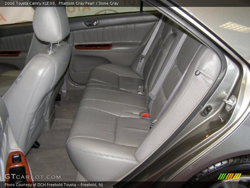 Phantom Gray Pearl / Stone Gray 2006 Toyota Camry XLE V6