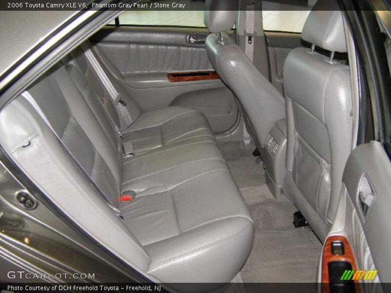 Phantom Gray Pearl / Stone Gray 2006 Toyota Camry XLE V6