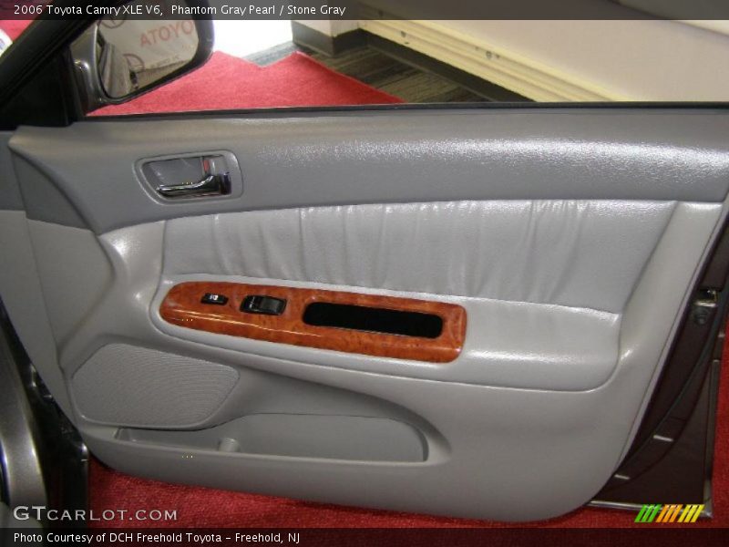 Phantom Gray Pearl / Stone Gray 2006 Toyota Camry XLE V6