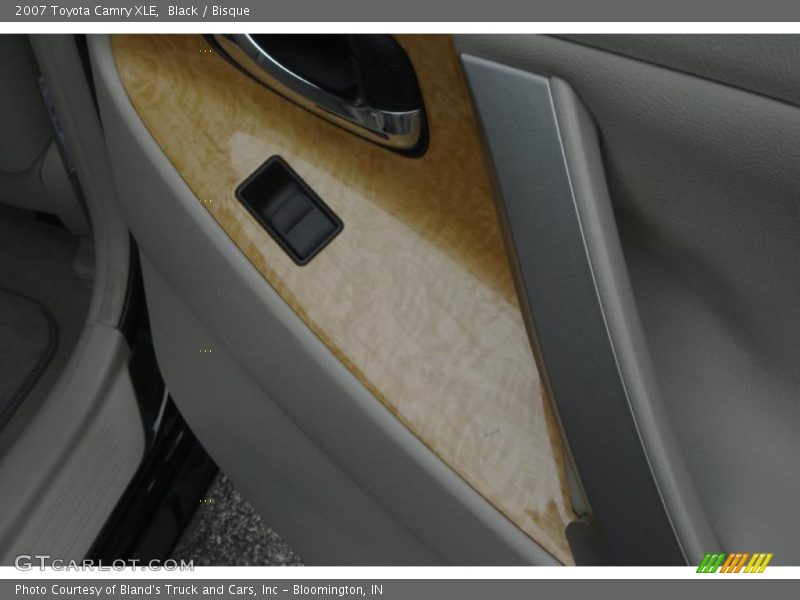 Black / Bisque 2007 Toyota Camry XLE