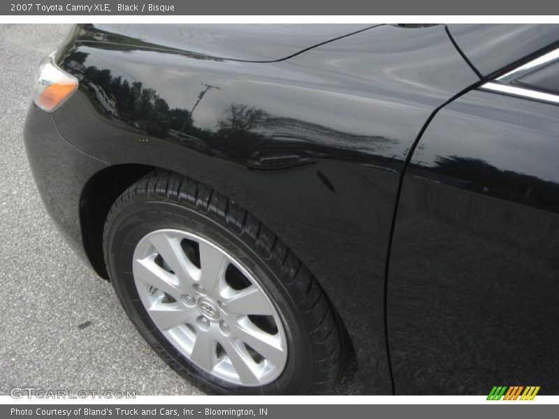 Black / Bisque 2007 Toyota Camry XLE