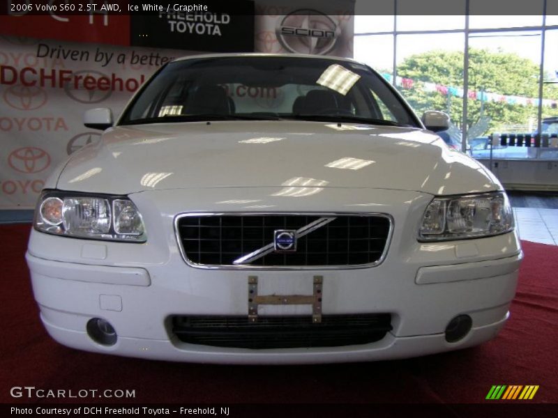 Ice White / Graphite 2006 Volvo S60 2.5T AWD