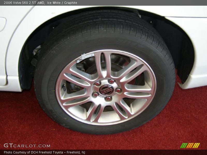 Ice White / Graphite 2006 Volvo S60 2.5T AWD