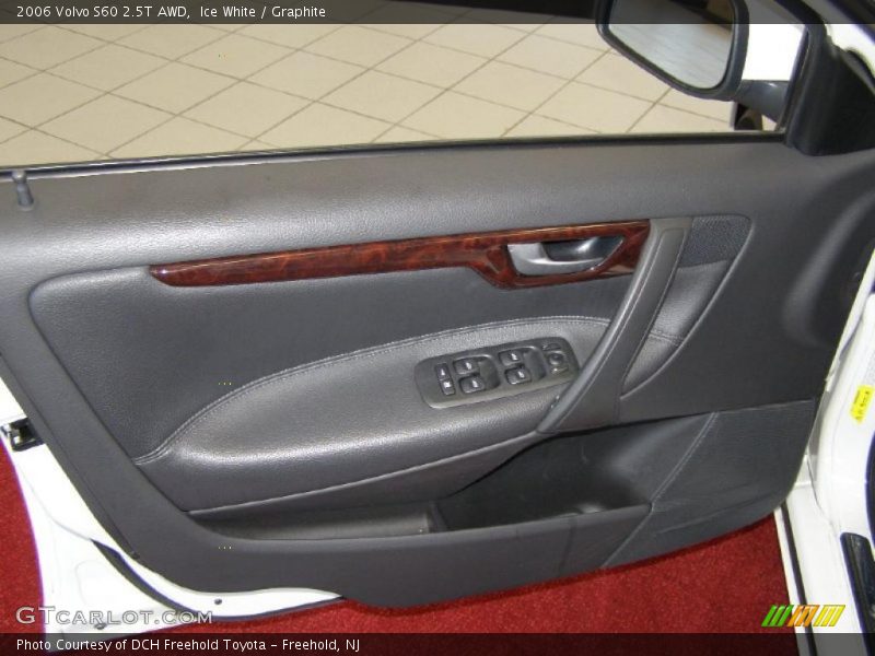 Ice White / Graphite 2006 Volvo S60 2.5T AWD