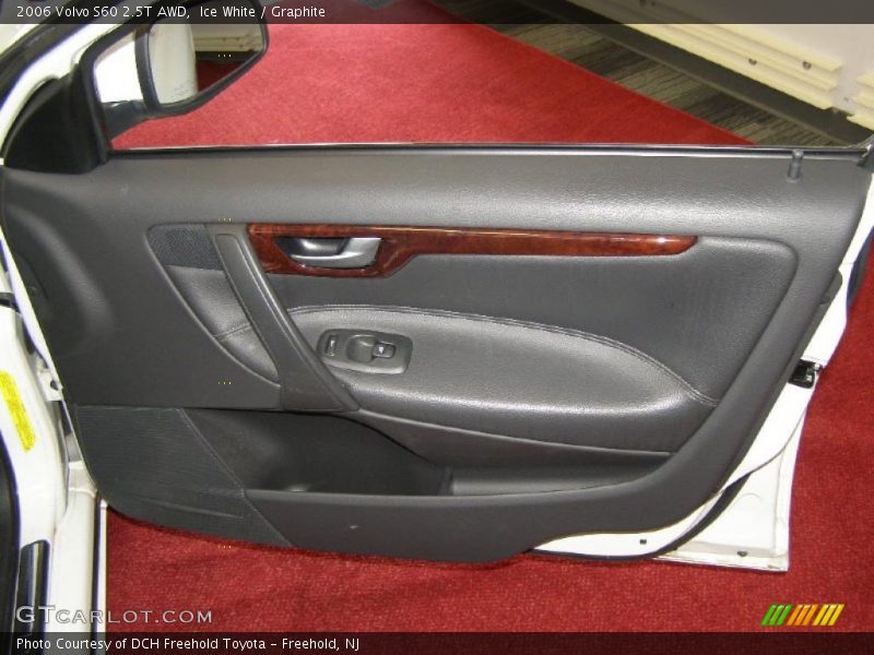 Ice White / Graphite 2006 Volvo S60 2.5T AWD