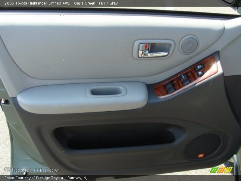 Oasis Green Pearl / Gray 2005 Toyota Highlander Limited 4WD