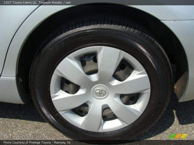 Titanium Metallic / Ash 2007 Toyota Camry LE
