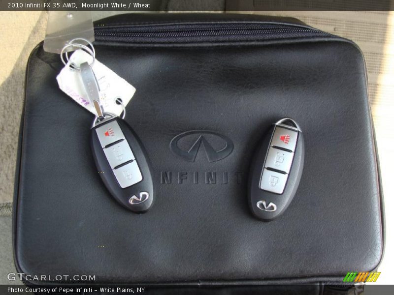 Moonlight White / Wheat 2010 Infiniti FX 35 AWD