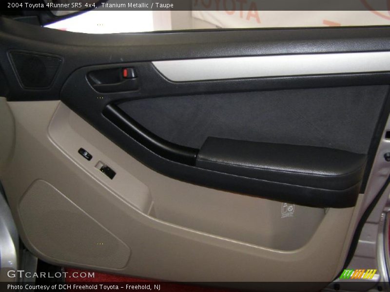 Titanium Metallic / Taupe 2004 Toyota 4Runner SR5 4x4