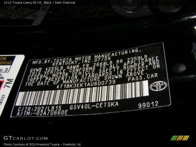 Black / Dark Charcoal 2010 Toyota Camry SE V6